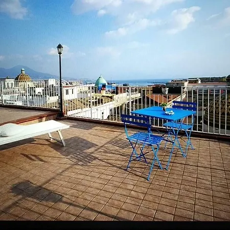 Bed and Breakfast La Casa sui Tetti Napoli Esterno foto
